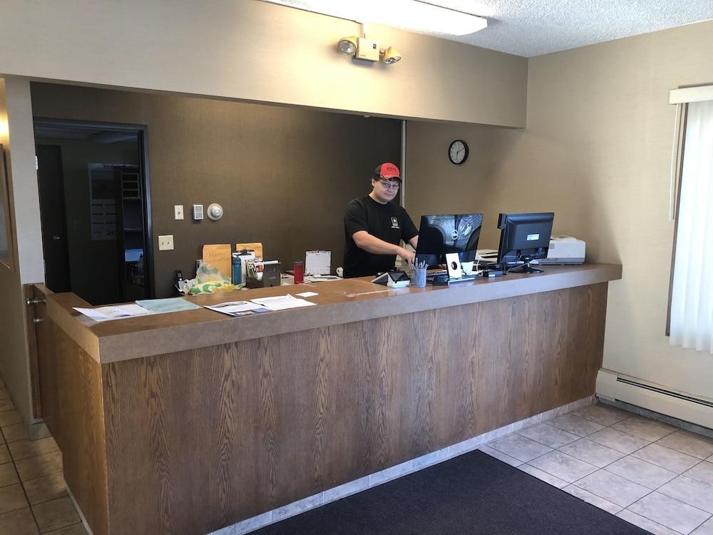 Oyo Hotel Glendive - Yellowstone River エクステリア 写真