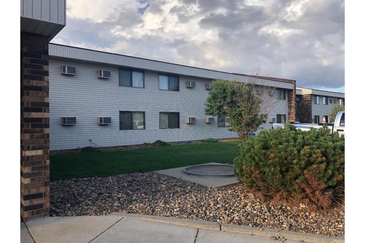 Oyo Hotel Glendive - Yellowstone River エクステリア 写真