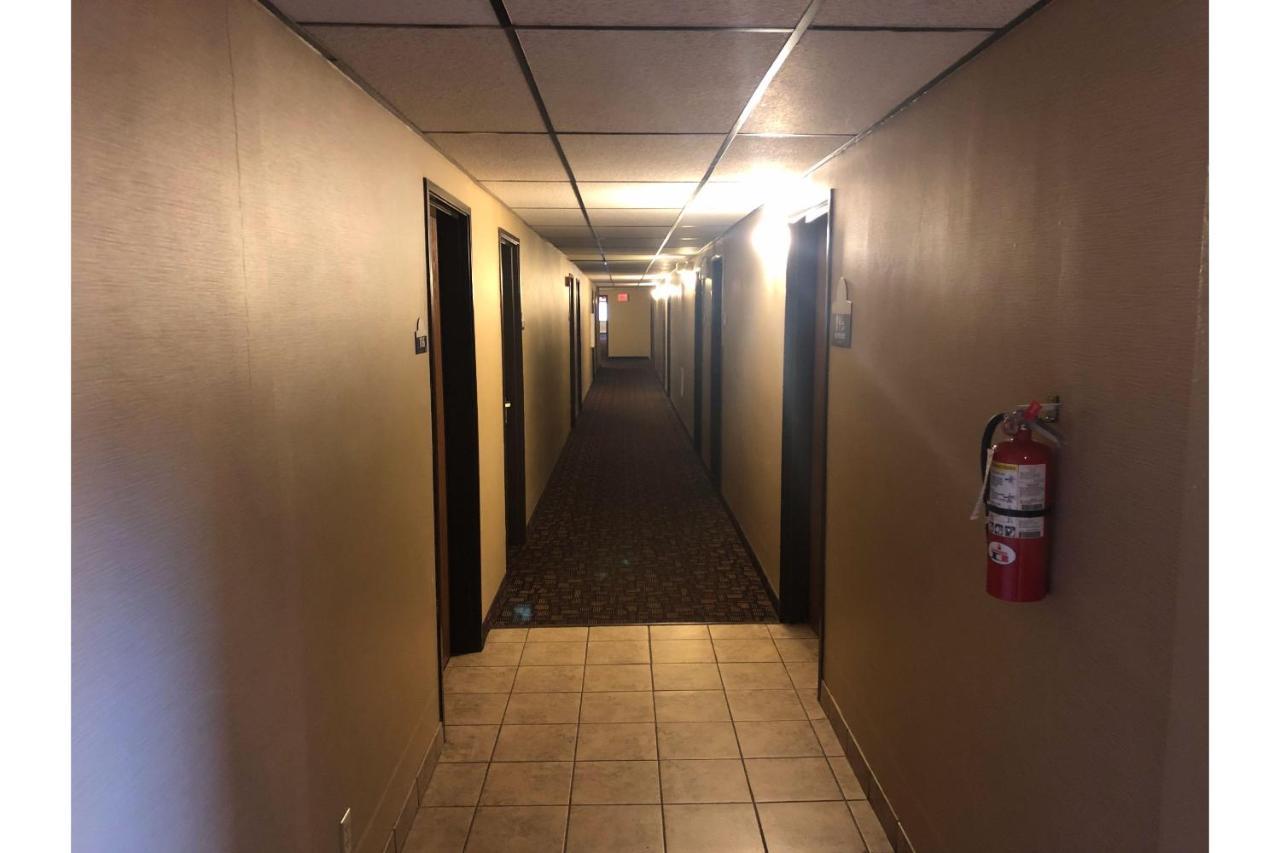 Oyo Hotel Glendive - Yellowstone River エクステリア 写真