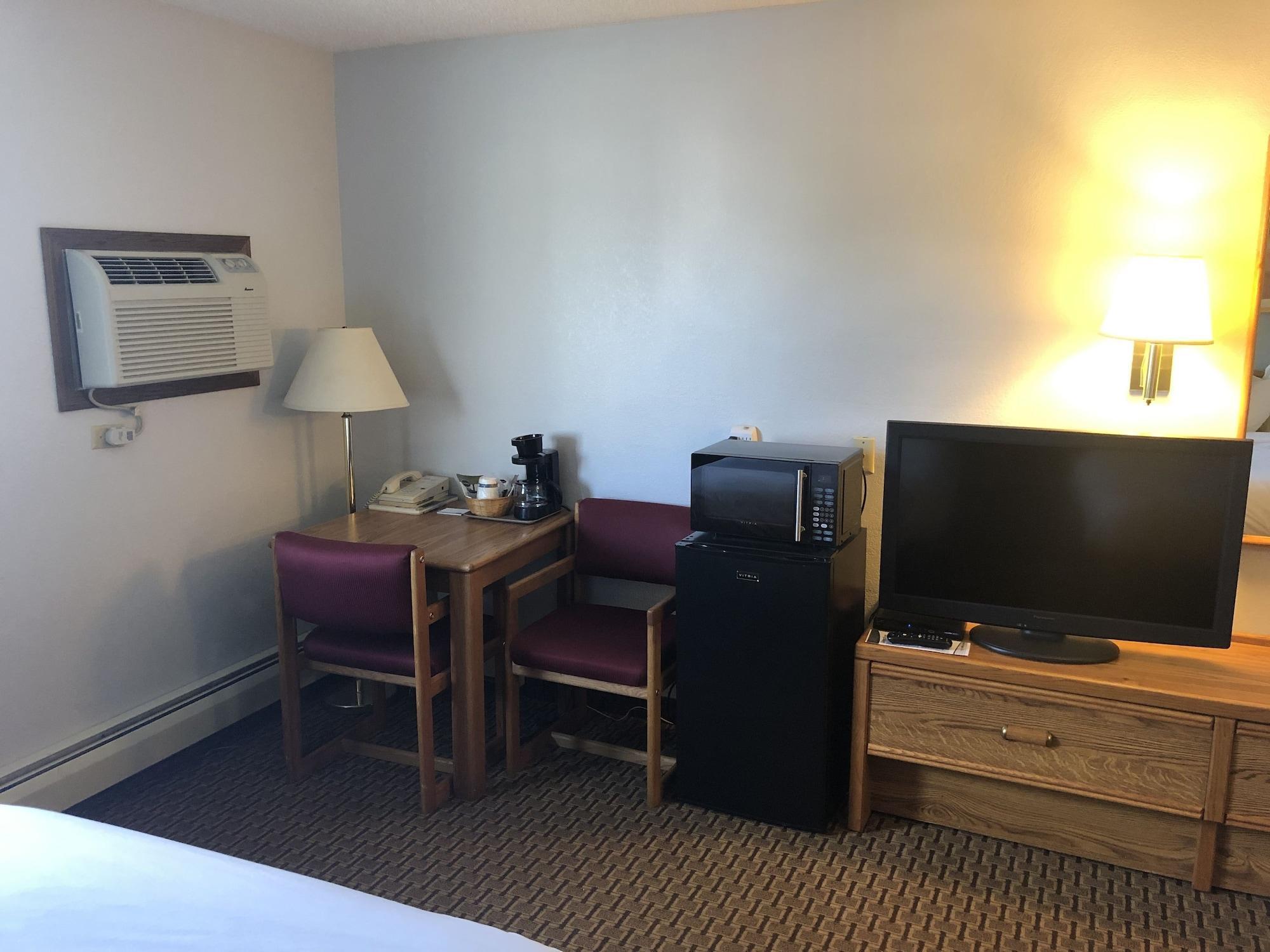 Oyo Hotel Glendive - Yellowstone River エクステリア 写真