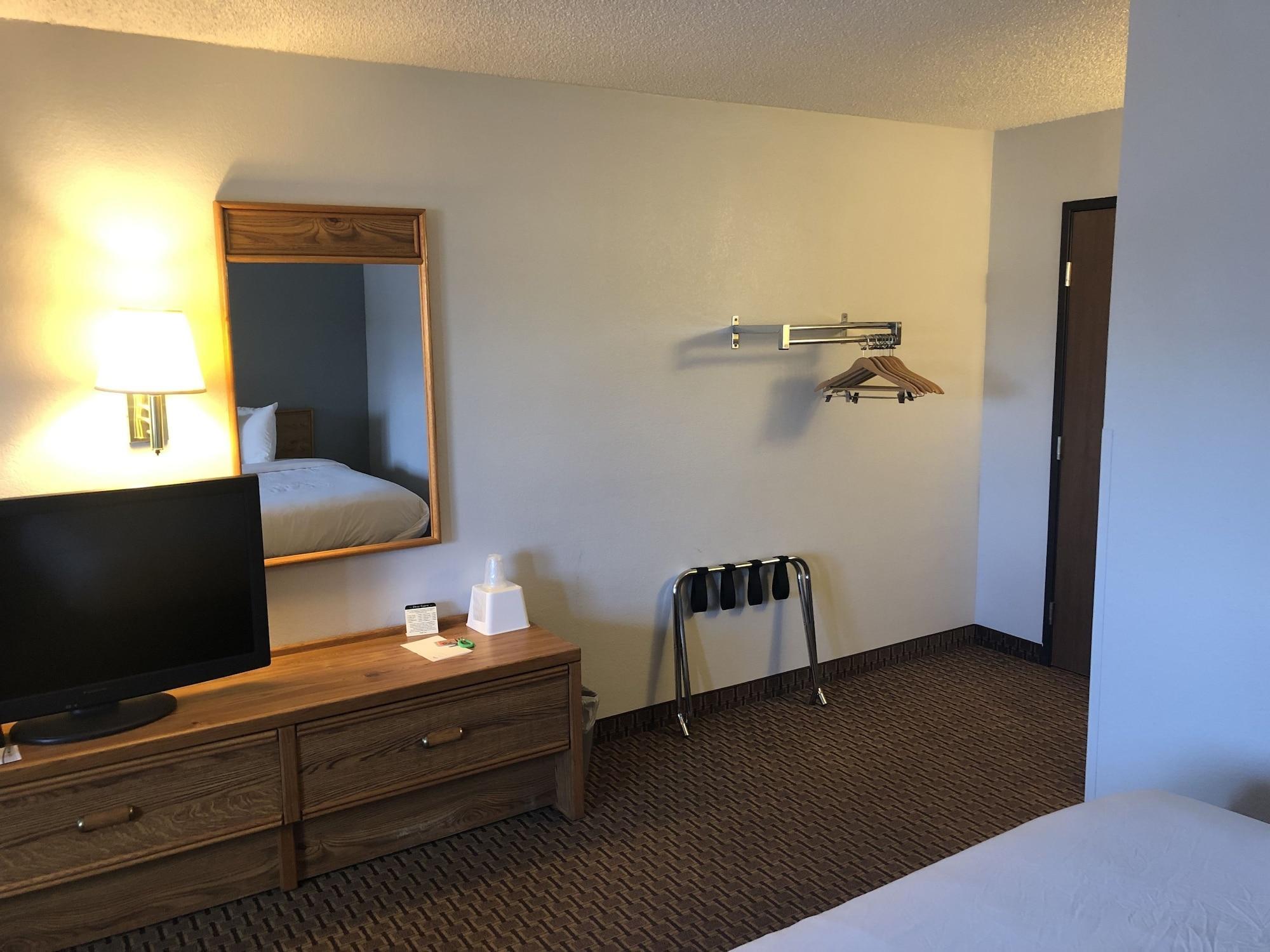 Oyo Hotel Glendive - Yellowstone River エクステリア 写真