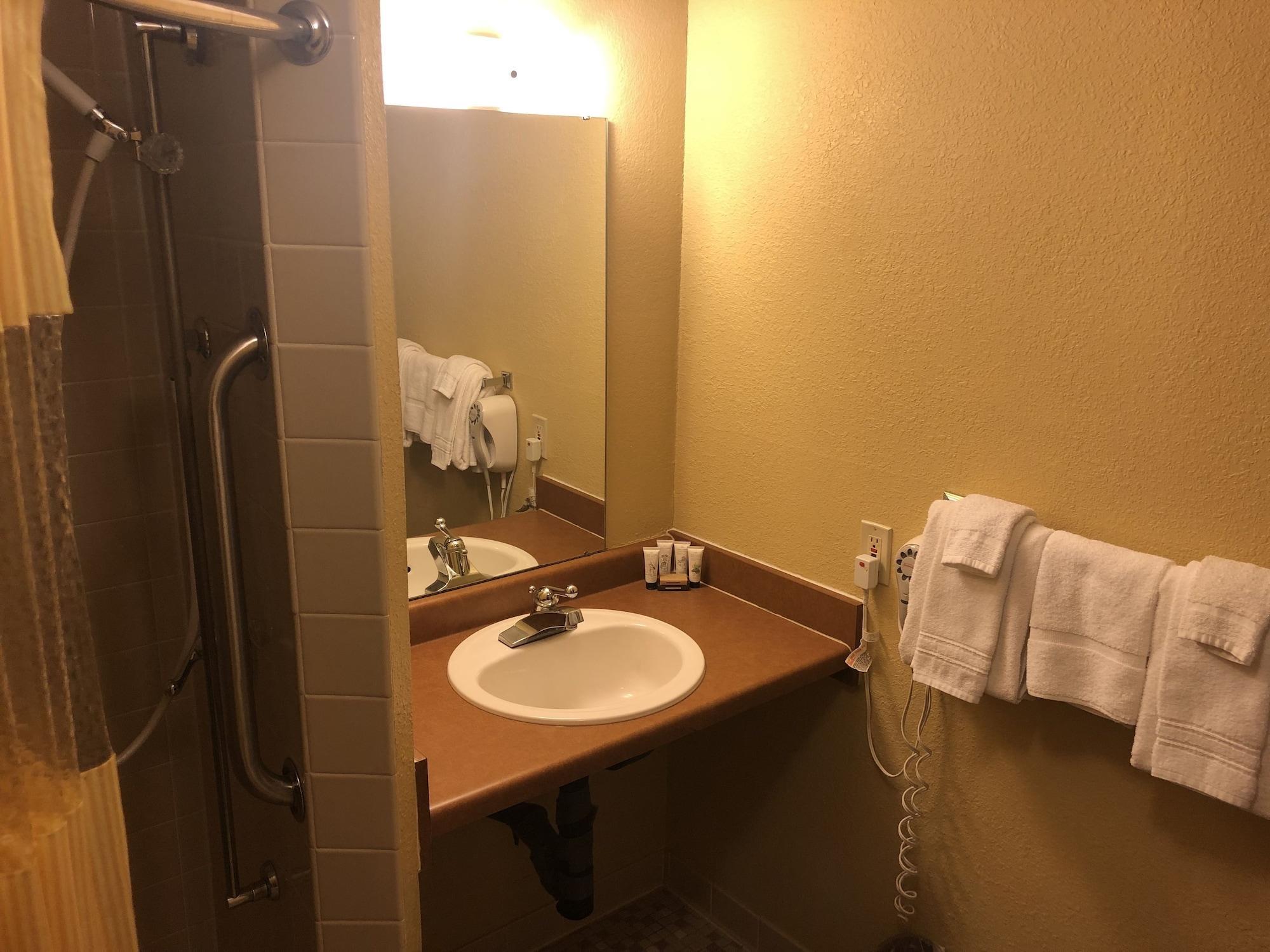 Oyo Hotel Glendive - Yellowstone River エクステリア 写真