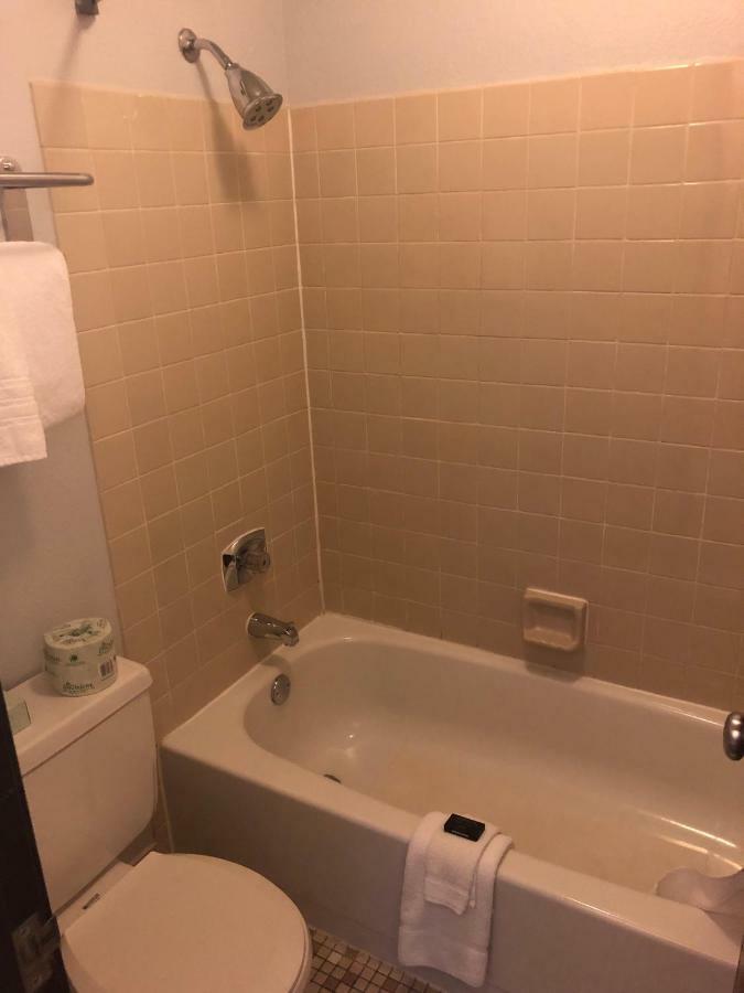 Oyo Hotel Glendive - Yellowstone River エクステリア 写真
